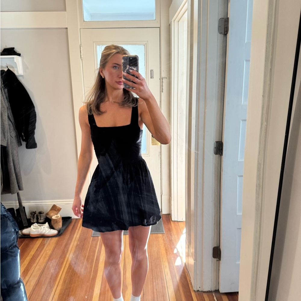 White Fox Boutique Black Square-Neck Mini Dress